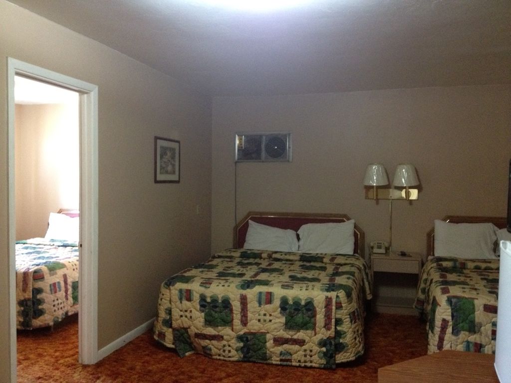 Travel Motel Ратон Номер фото